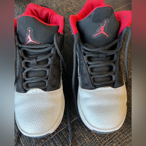 Jordan Shoes Air Jordan Aura Max Nike Boys Youth Size 5y Poshmark